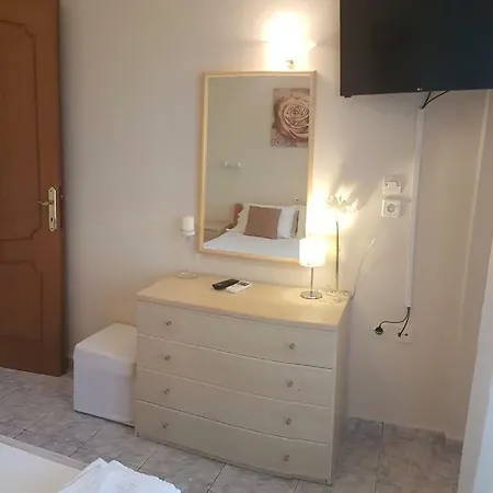 Otel Elpida *