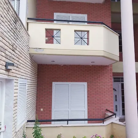 Elpida * Kallithea (Chalkidiki)