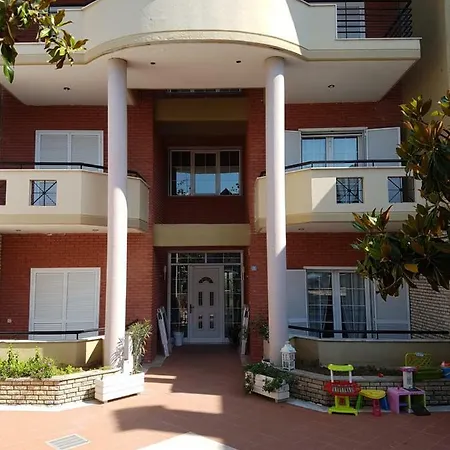 Hotel Elpida *